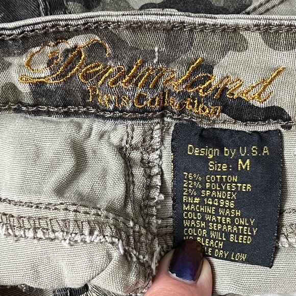 Denimland Distressed Camo Shorts with Patches - Picture 6 of 8